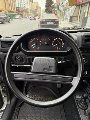 LADA (VAZ) Niva-8