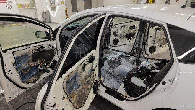 Toyota Prius-19