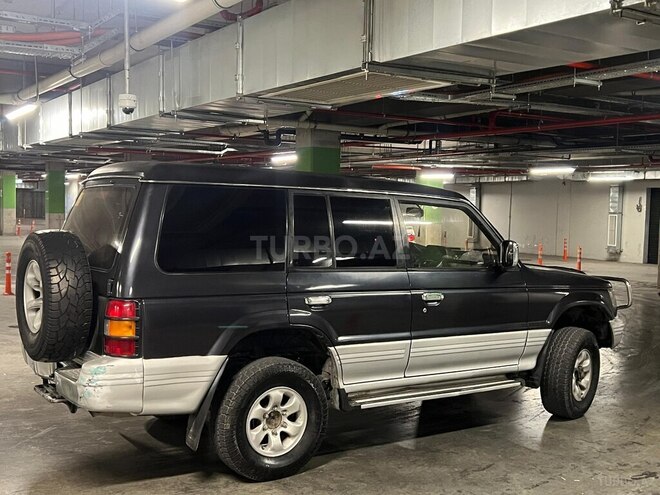 Mitsubishi Pajero 1996, 400,000 km - 2.8 l - Bakı