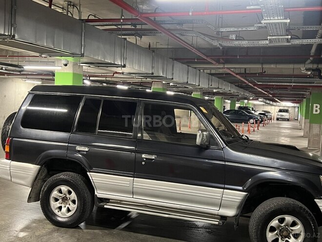 Mitsubishi Pajero 1996, 400,000 km - 2.8 l - Bakı
