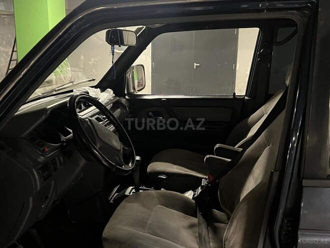 Mitsubishi Pajero 1996, 400,000 km - 2.8 l - Bakı