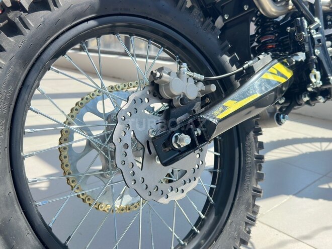 Mikilon Defender H57 250 CC-9