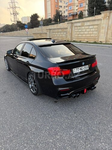 BMW 320-6