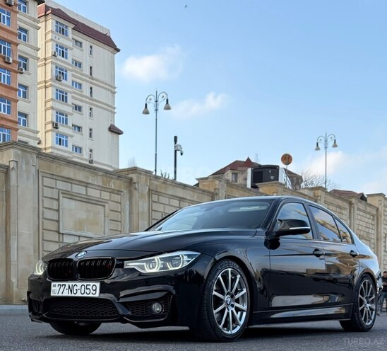 BMW 320-2