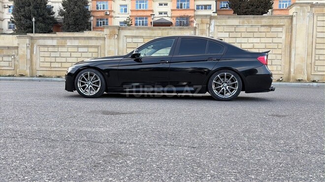 BMW 320-7
