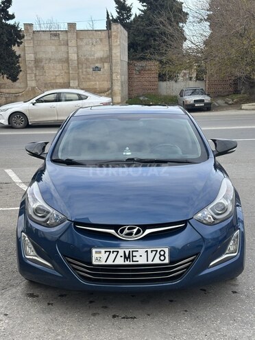 Hyundai Elantra-1
