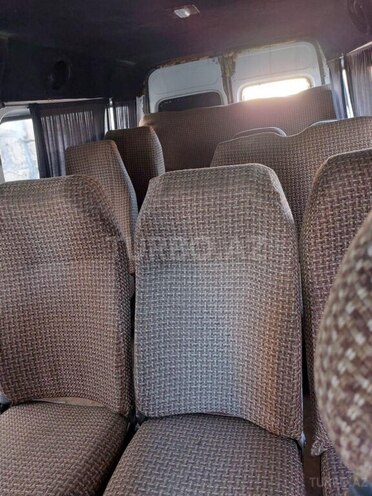 Ford Transit-5