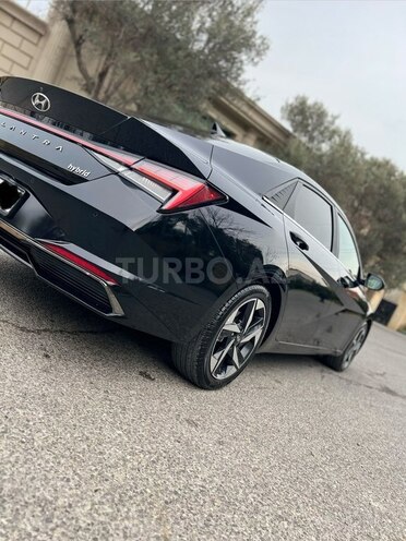 Hyundai Elantra 2021, 136,700 km - 1.6 l - Bakı