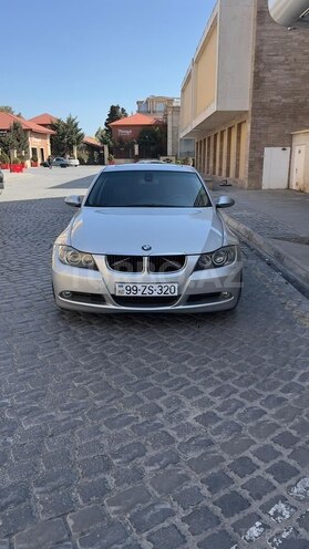 BMW 320-2