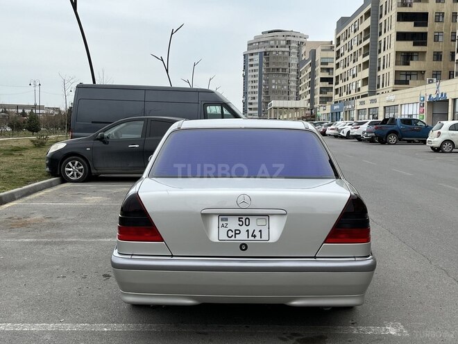 Mercedes C 220 1996, 246,000 km - 2.2 l - Sumqayıt