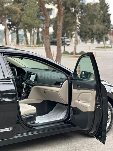 Hyundai Elantra 2016, 125,000 km - 2.0 l - Bakı