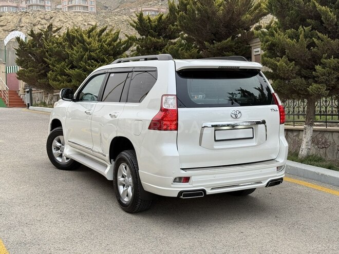 Toyota Land Cruiser Prado 2010, 168,000 km - 2.7 л - Bakı