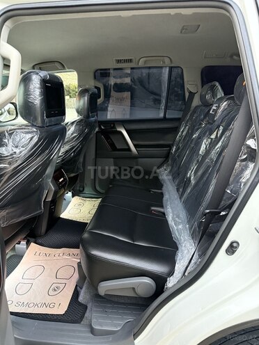 Toyota Land Cruiser Prado 2010, 168,000 km - 2.7 л - Bakı