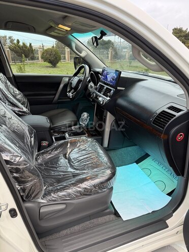 Toyota Land Cruiser Prado 2010, 168,000 km - 2.7 л - Bakı