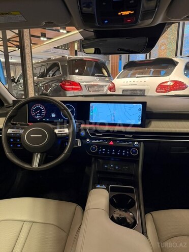 Hyundai Sonata-8