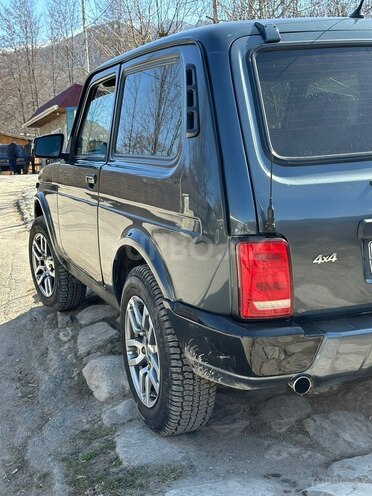 LADA (VAZ) Niva 2015, 220,000 km - 1.7 л - İsmayıllı