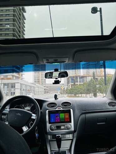 Ford Focus-7