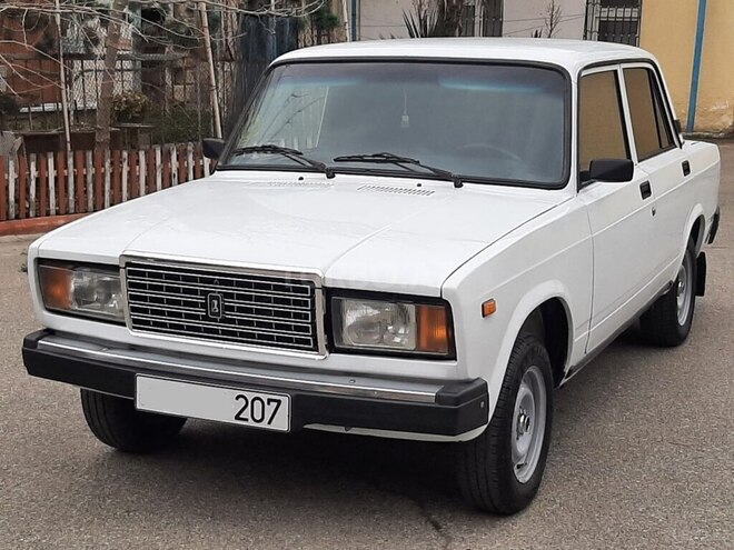 LADA (VAZ) 2107 2007, 140,000 km - 1.6 л - Bakı