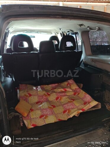 Mitsubishi Pajero-6