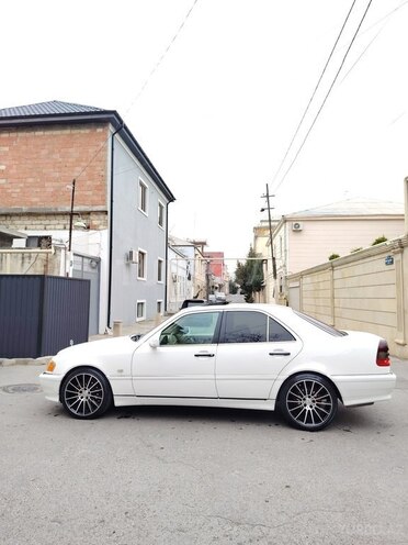 Mercedes C 230 1998, 271,552 km - 2.3 l - Bakı