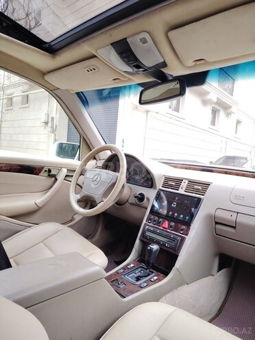 Mercedes C 230 1998, 271,552 km - 2.3 l - Bakı