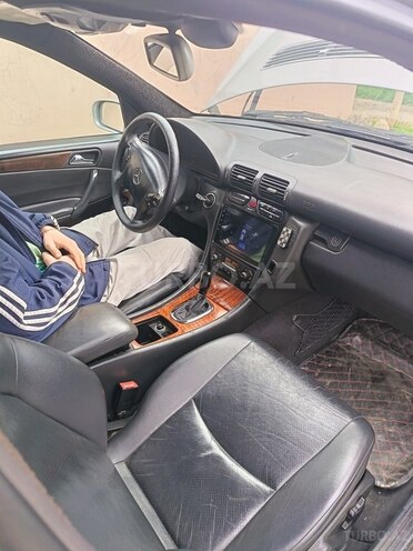 Mercedes C 200 2000, 160,000 km - 2.2 л - Bakı