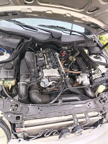 Mercedes C 200 2000, 160,000 km - 2.2 л - Bakı