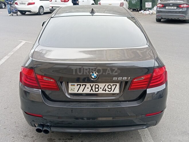 BMW 528 2011, 201,000 km - 2.0 л - Bakı