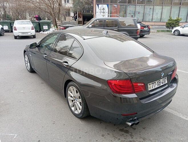 BMW 528 2011, 201,000 km - 2.0 л - Bakı