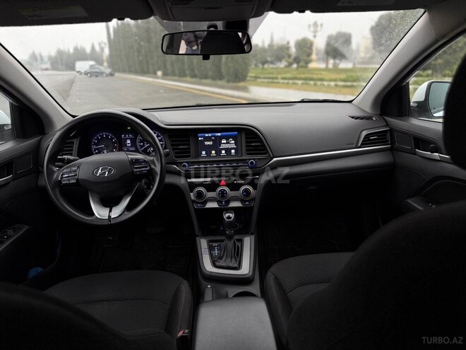 Hyundai Elantra 2019, 120,000 km - 2.0 l - Gəncə