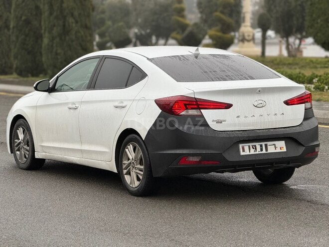 Hyundai Elantra 2019, 120,000 km - 2.0 l - Gəncə