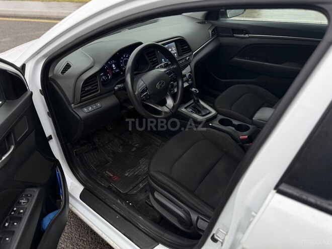 Hyundai Elantra 2019, 120,000 km - 2.0 l - Gəncə