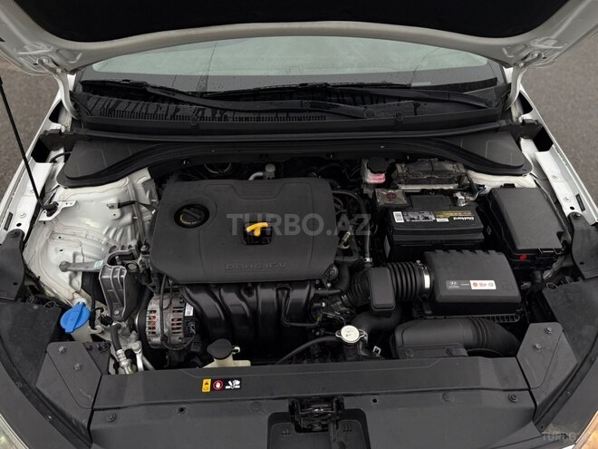 Hyundai Elantra 2019, 120,000 km - 2.0 l - Gəncə