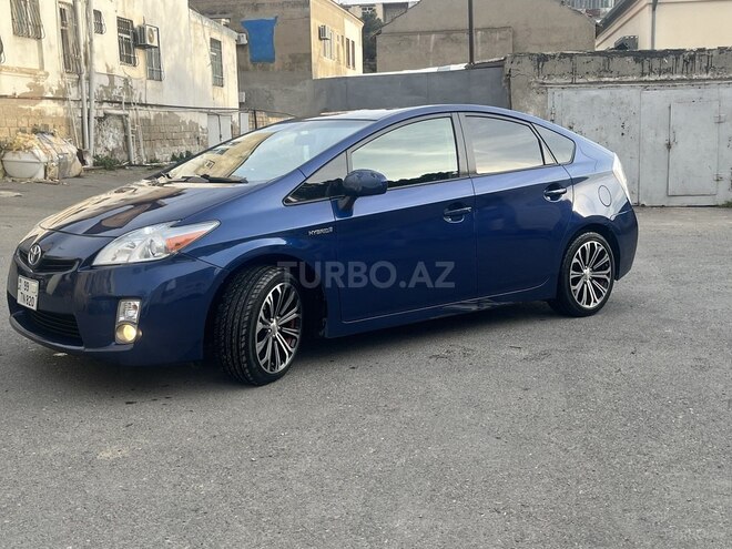 Toyota Prius 2010, 360,000 km - 1.8 л - Bakı