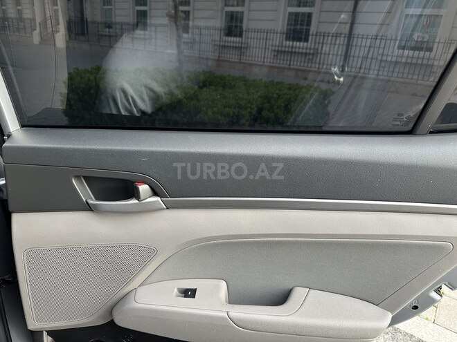 Hyundai Elantra 2017, 222,089 km - 2.0 л - Bakı