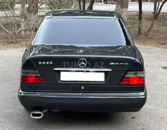 Mercedes 220 E 1994, 214,523 km - 2.2 l - Bakı