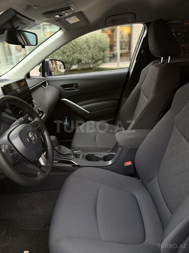 Toyota Corolla Cross 2025, 17,000 km - 2.0 l - Bakı