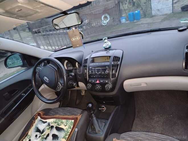 Kia  2009, 295,000 km - 1.4 l - Qəbələ