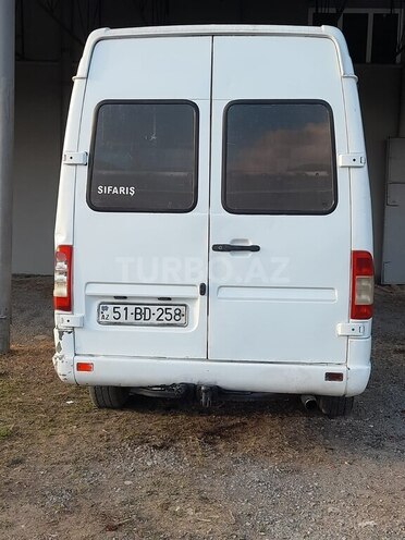Mercedes Sprinter 208-2