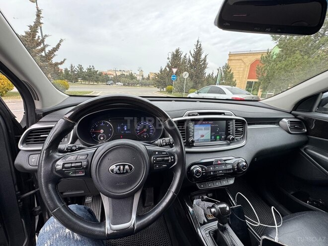Kia Sorento-10