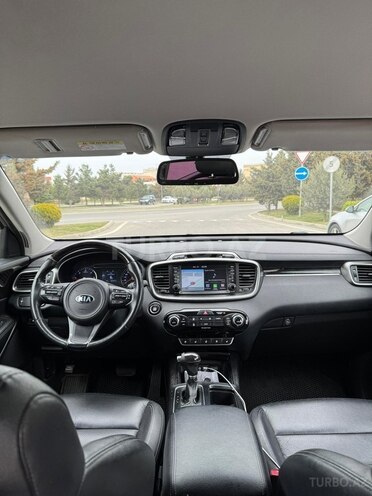 Kia Sorento-7