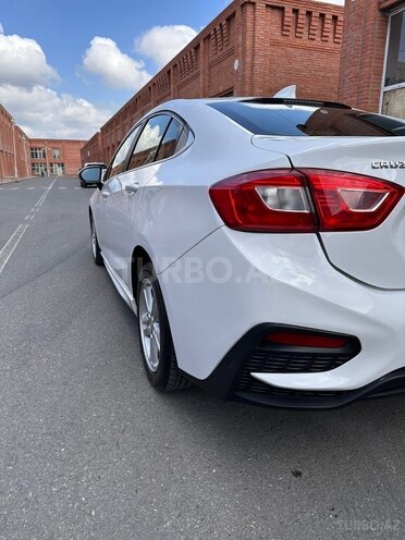 Chevrolet Cruze-5