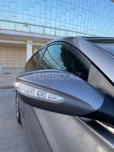 Hyundai Sonata-10