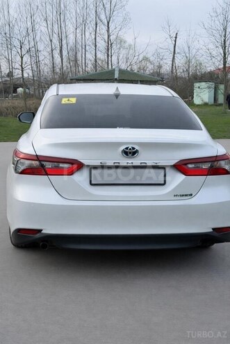 Toyota Camry-9