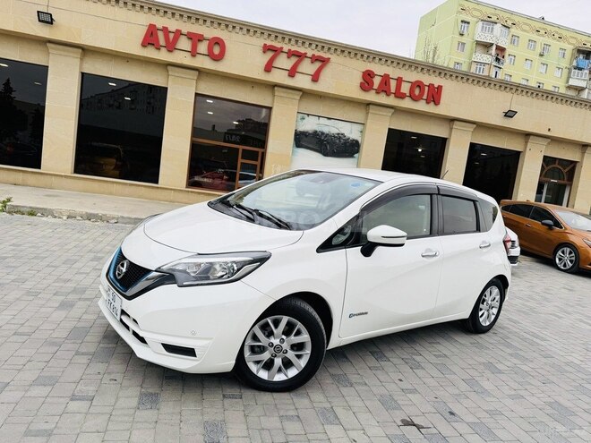 Nissan Note-3