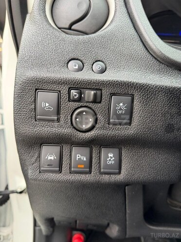 Nissan Note-19