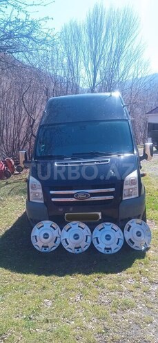 Ford Transit-1