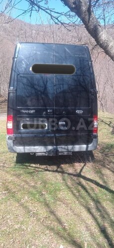 Ford Transit-2