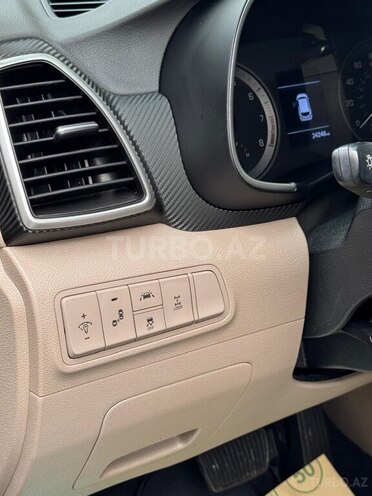 Hyundai Tucson-11
