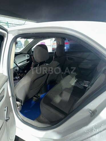Chevrolet Cobalt-7